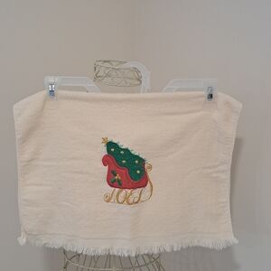 Vintage 90s Cottagecore Christmas Hand Towel.